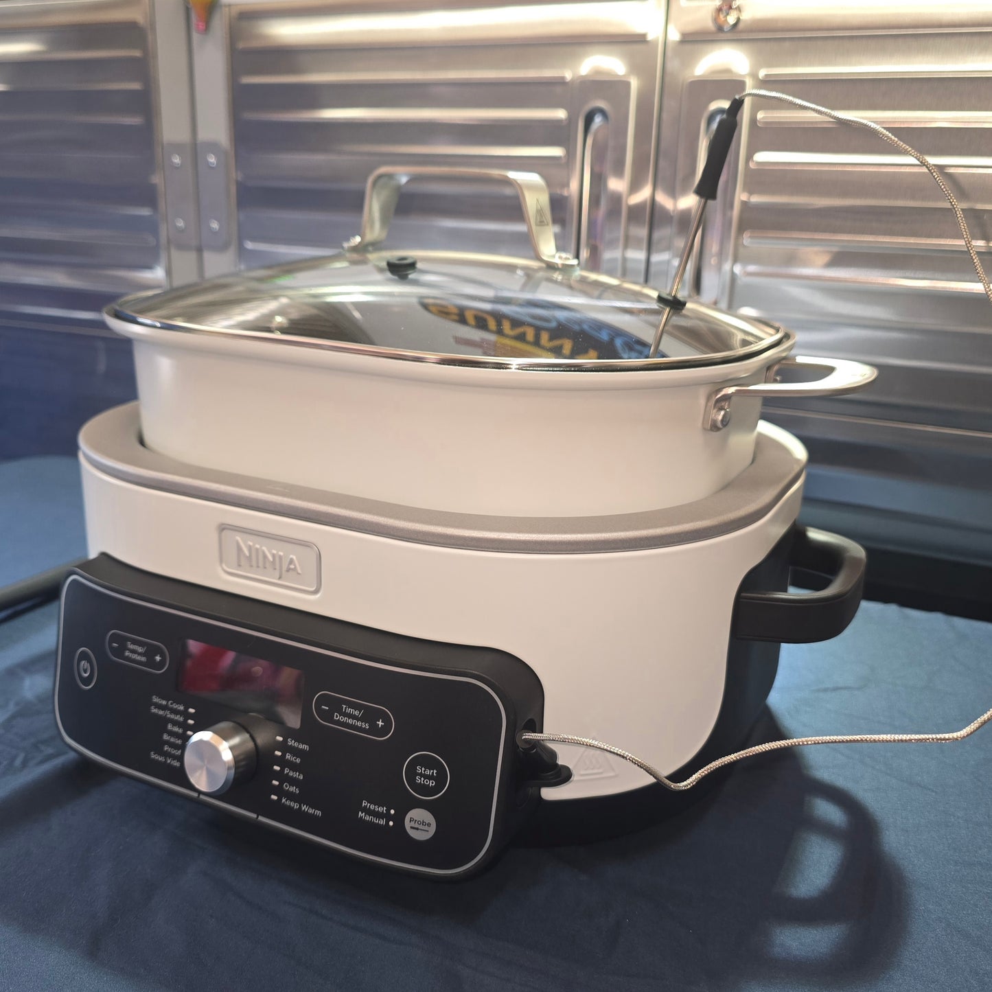 Ninja Foodi PossibleCooker PRO Plus with 11-in-1 Smart Cook System